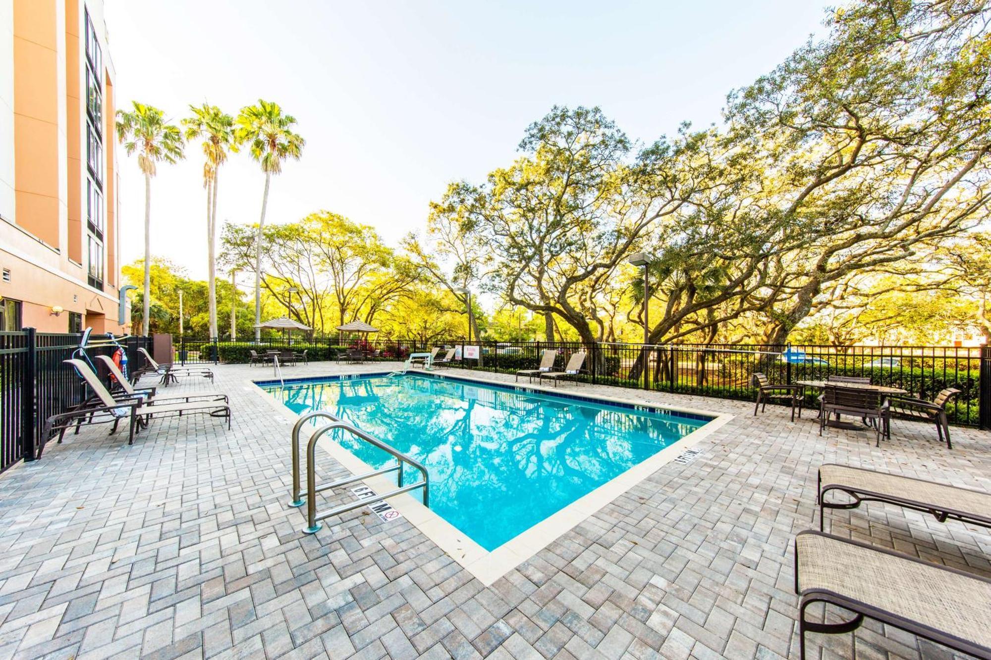 Hyatt Place Tampa Busch Gardens Kültér fotó