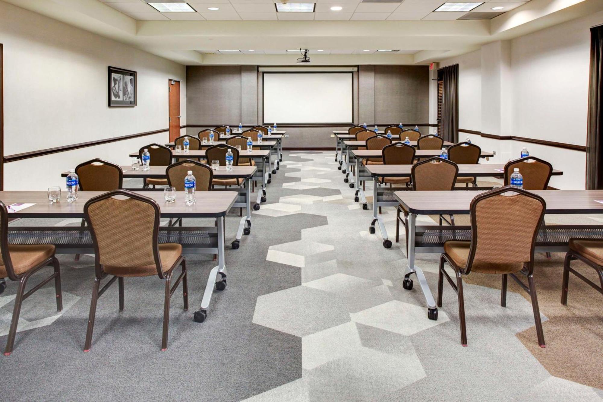 Hyatt Place Tampa Busch Gardens Kültér fotó